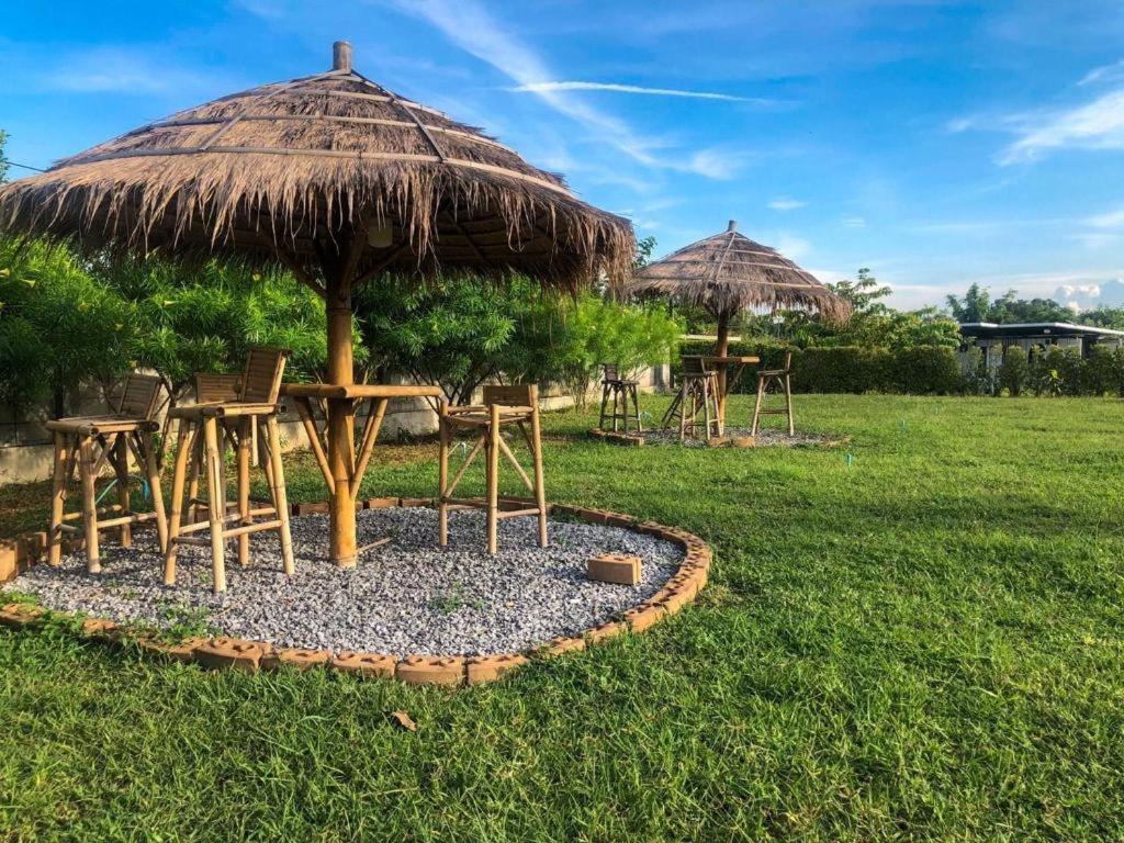 Boxotel Ban Nong Chik  Buitenkant foto
